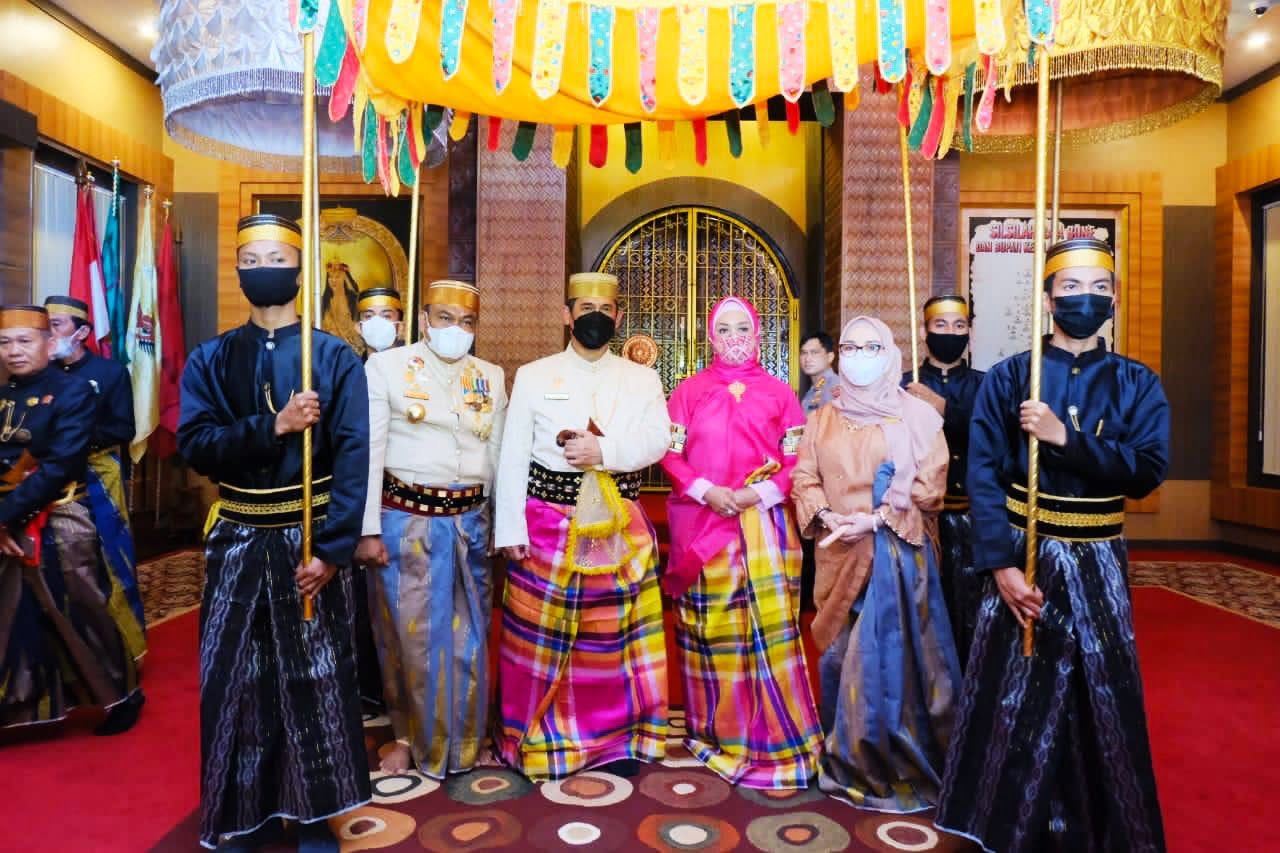 Kapolda Sulsel Digelari Tamu Kehormatan “Lasalipu Daeng Marakka”