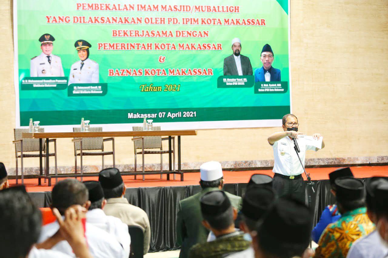 Ajak Imam Makassar Tingkatkan Kualitas Diri, Danny Sebut Imam Miliki Peran Ganda