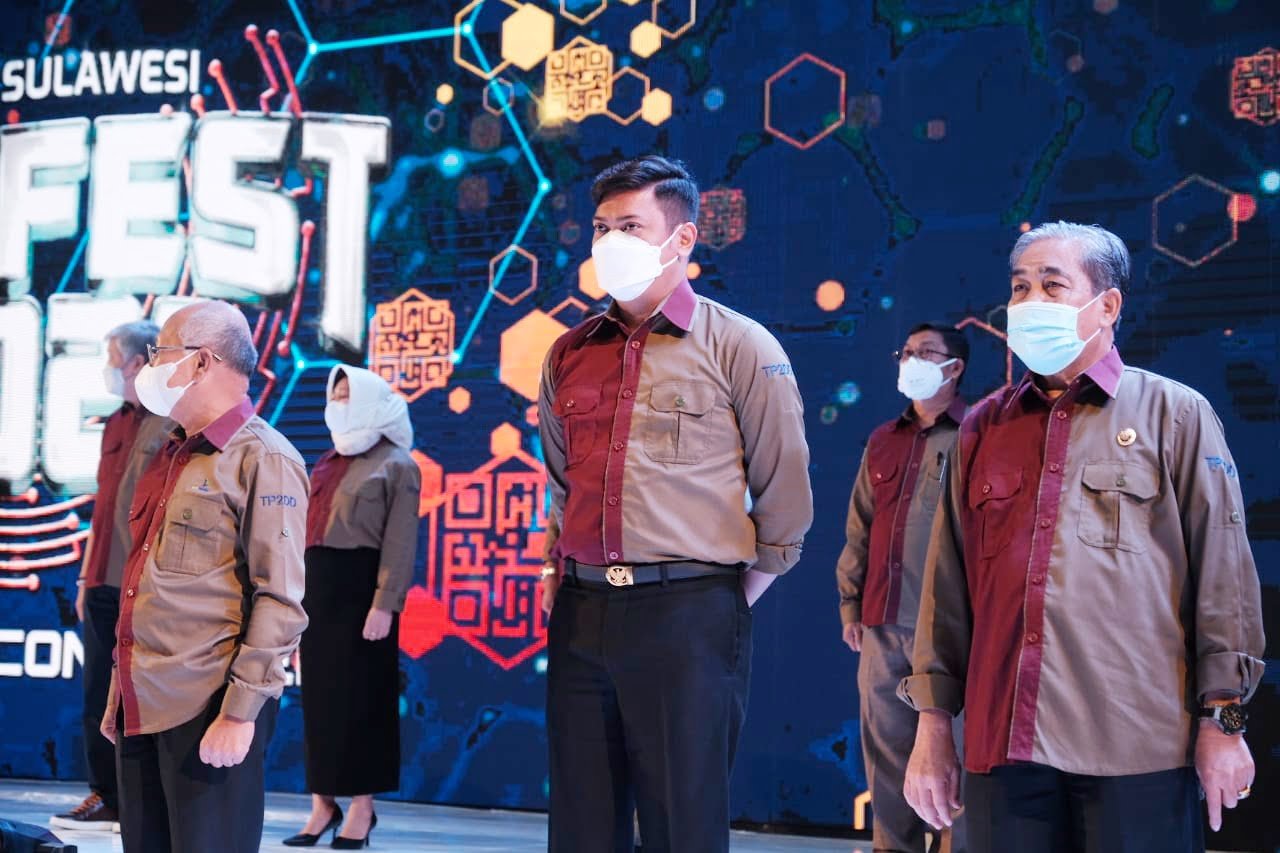Hadiri Pengukuhan TP2DD Sulsel, Bupati Adnan Dukung Penerapan Transaksi Elektronik