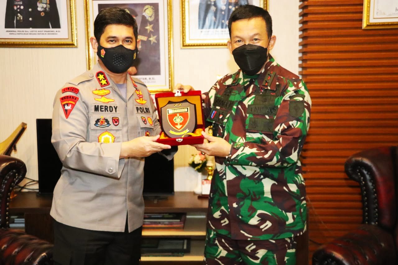 Pangdam XIV/Hasanuddin Silaturahmi Ke Polda Sulsel