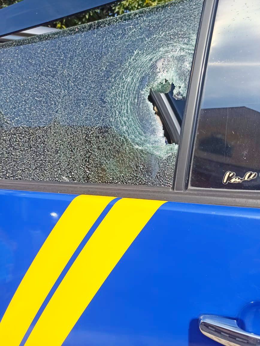 Pasca pelemparan Mobil Dishub, Muh Arafah Minta Kepolisian Tangkap Pelakunya
