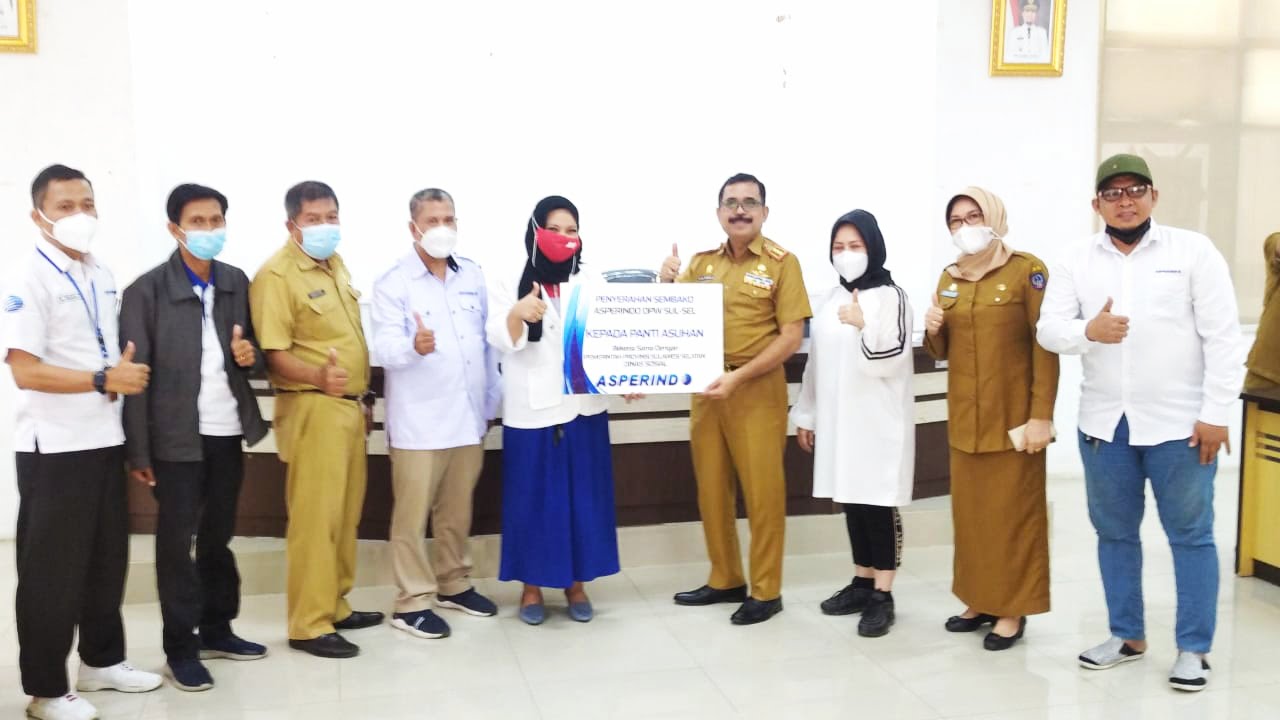 JNE Kerjasama Dinsos Sulsel Salurkan Bantuan