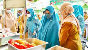 Buka Gelar Pangan Pasar Tani Sulsel, Naoemi: Sangat bermanfaat bagi warga terdampak pandemi