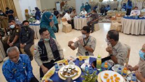 Yusran Lalogau Sambut Sandiaga Uno di Pangkep