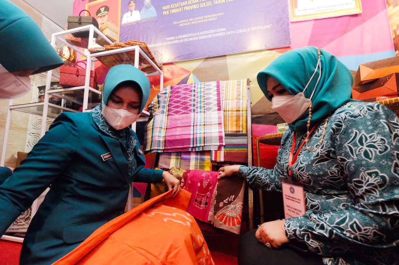 Priska Adnan Perkenalkan Produk UMKM Gowa di HKG Sulsel 