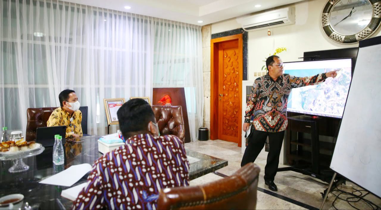 Makassar Bersiap Miliki Lintasan Kereta Api, Wali Kota Danny: Kemudahan Transportasi Warga