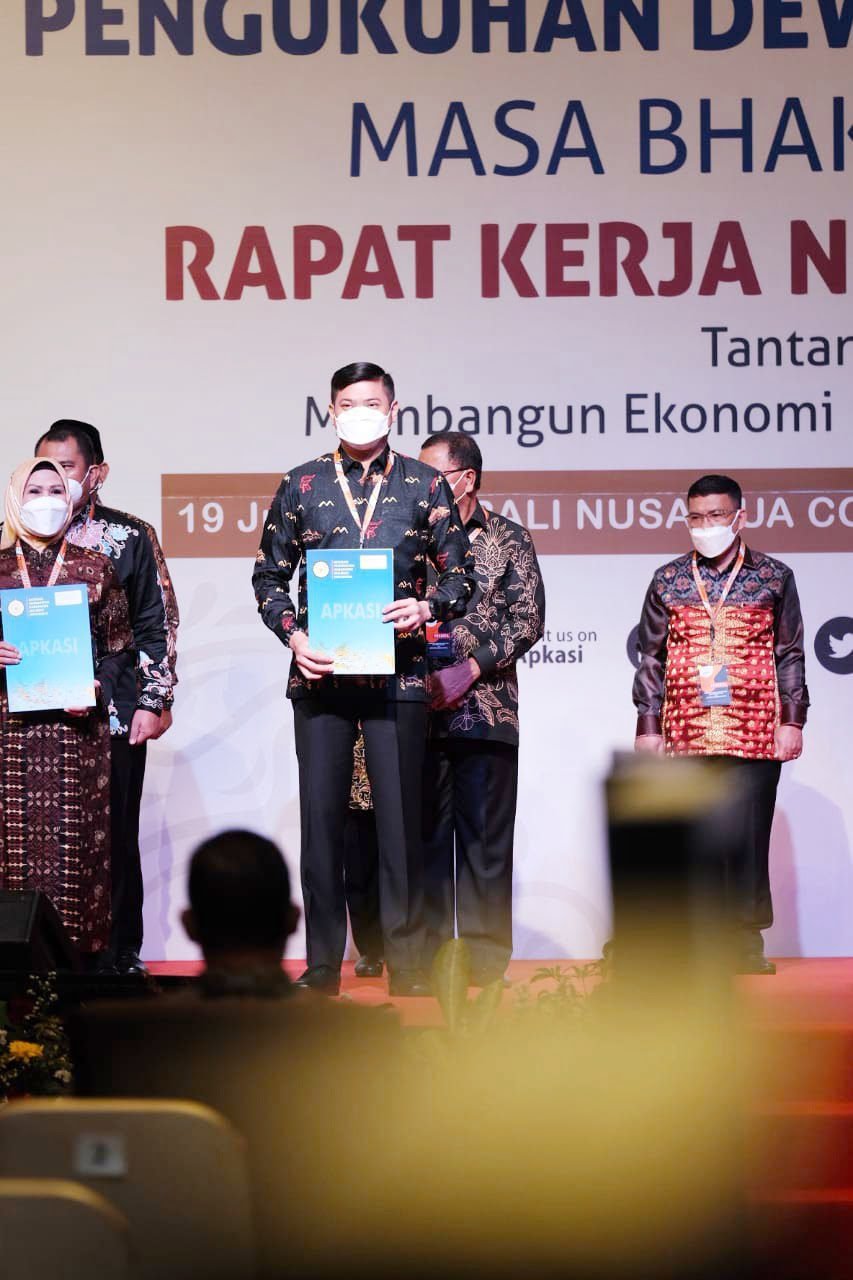 Bupati Adnan Resmi Jabat Sekjen APKASI 2021-2026