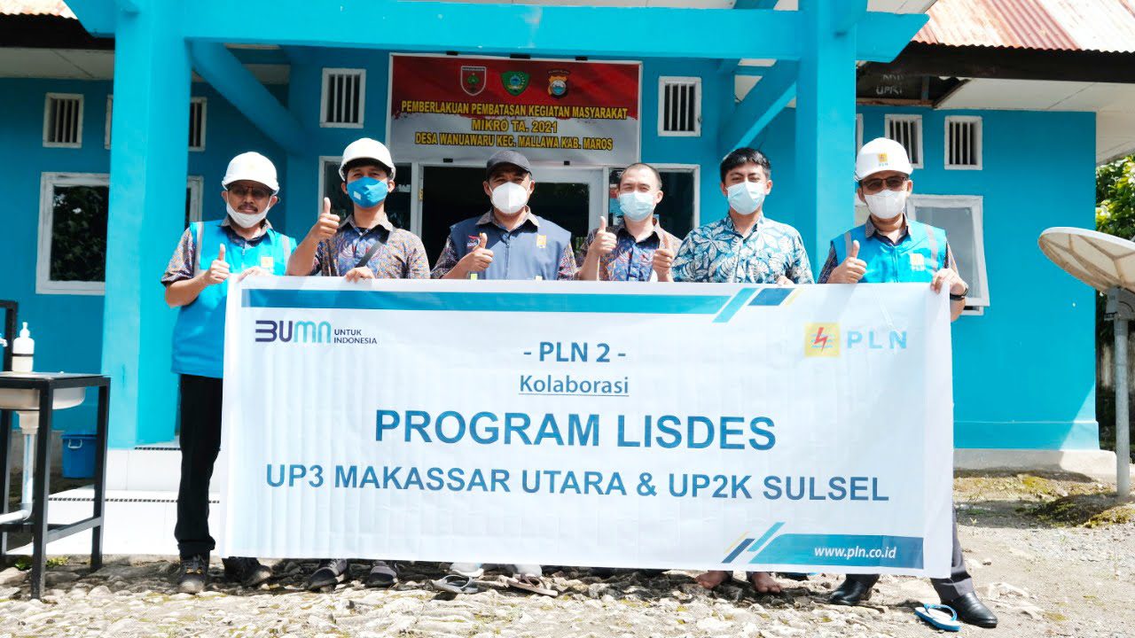 32 Warga Dusun Tanete Maros mulai teraliri listrik PLN