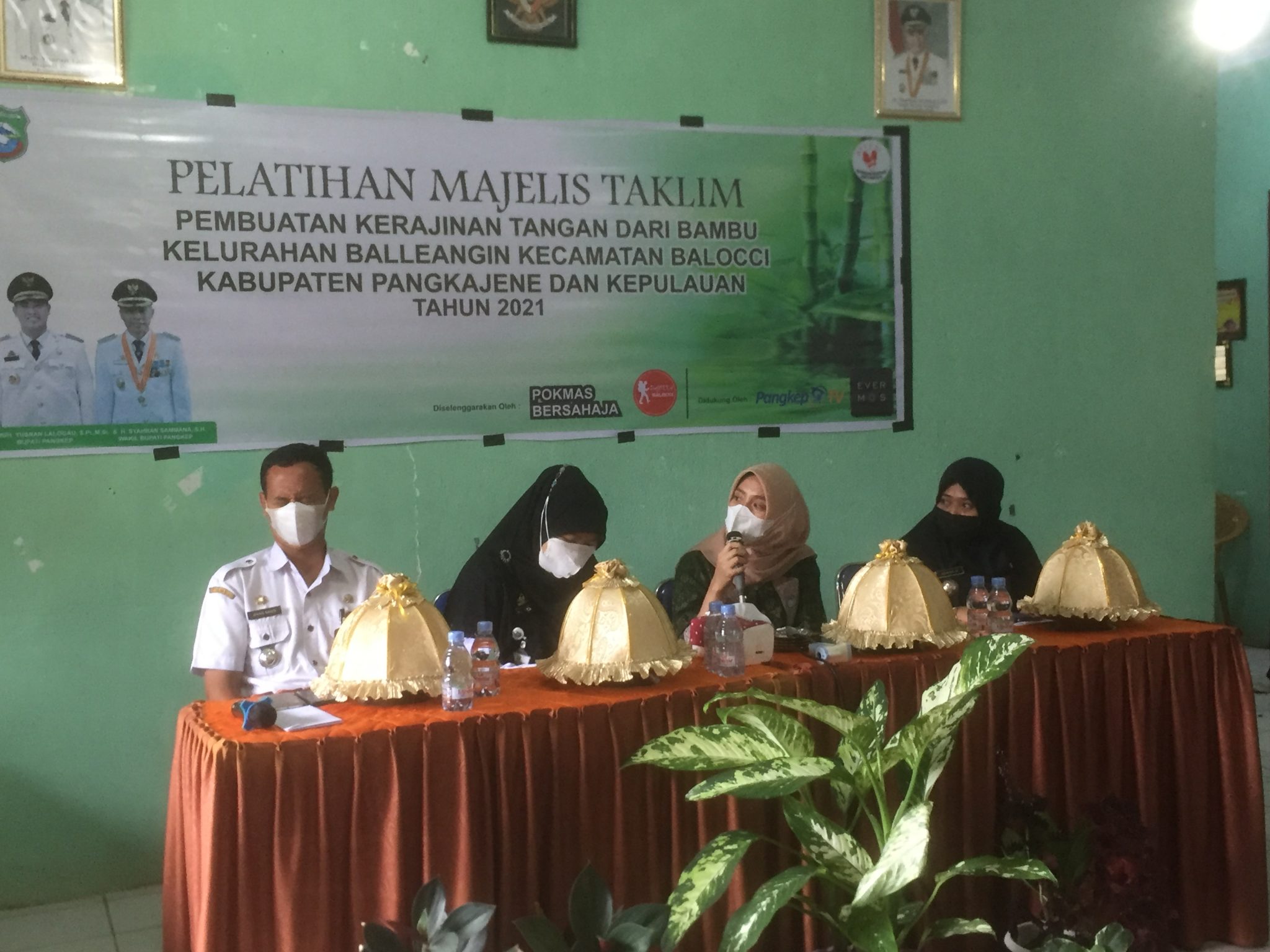Ketua Dekranasda Pangkep Buka Pelatihan Kerajinan Bambu di Balocci 3 IMG 2579 scaled