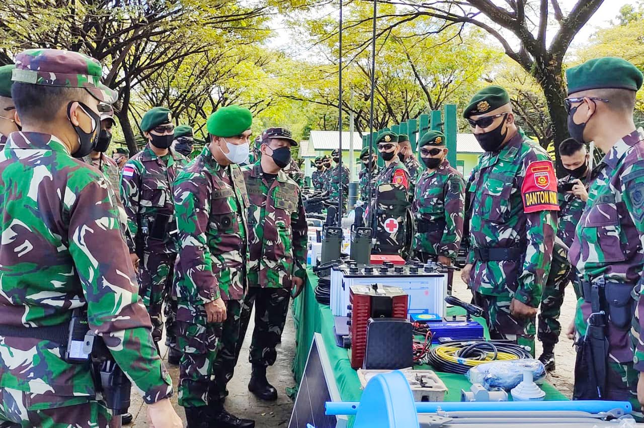 Asops Kasad Periksa Kesiapan Satgas Pamtas Mobile Yonif Para Raider 431/SSP