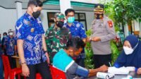 Vaksinasi Massal di Bajeng dan Bajeng Barat Lampaui Target