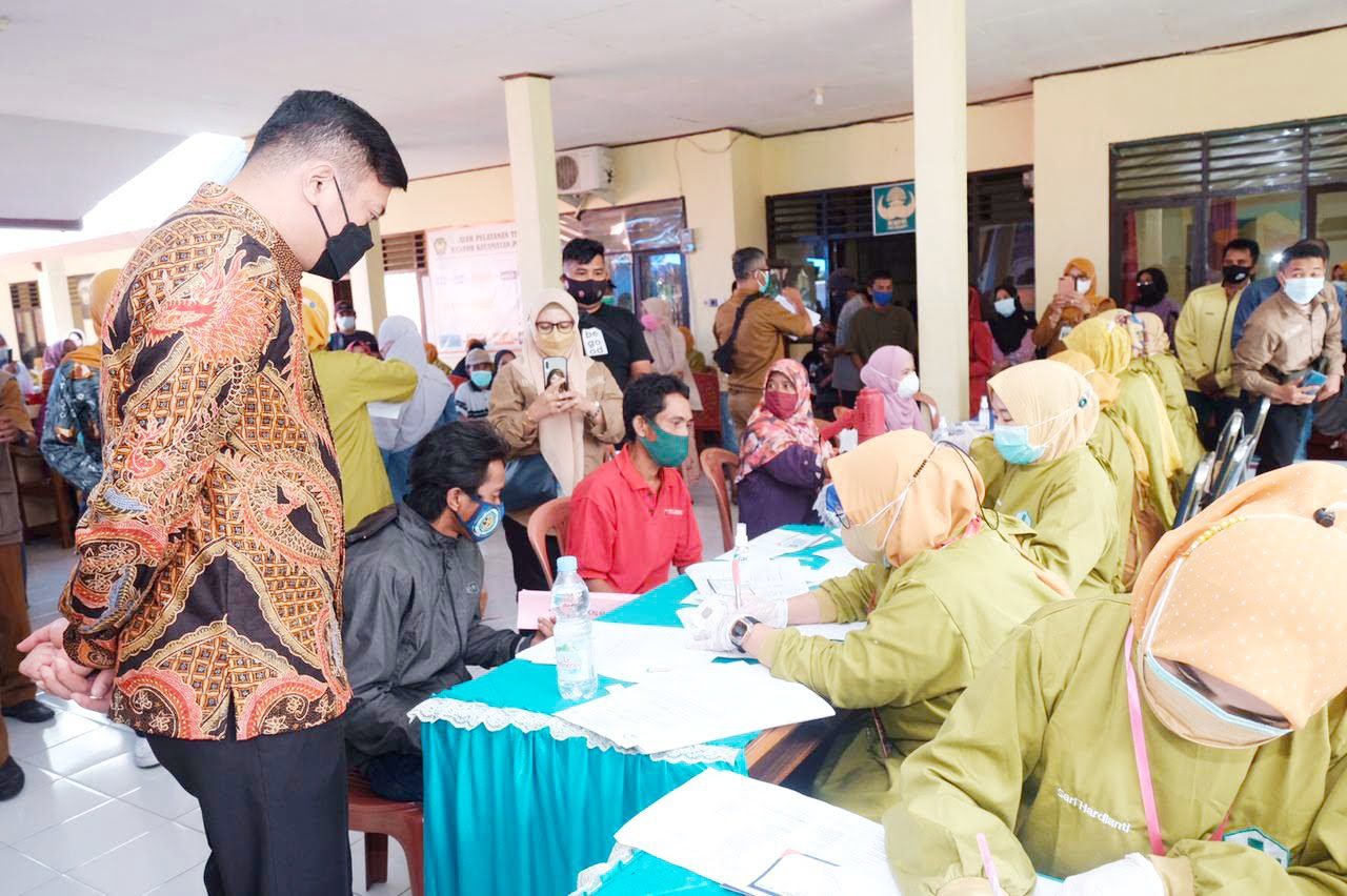 Bupati dan Wabup Gowa Tinjau Vaksinasi Massal di Wilayah Dataran Tinggi