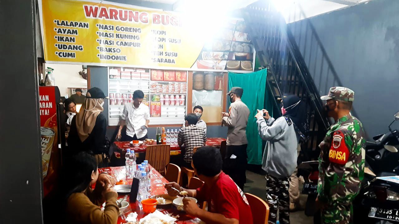 Personil Gabungan Polsek Tinggimoncong Lakukan Patroli PPKM Mikro
