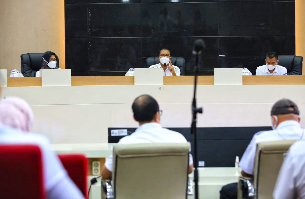 Jaga Kesehatan Warga Makassar, Danny Pomanto Pastikan Cadangan Keperluan Medis