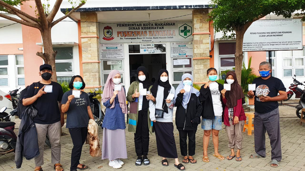 Aktif Terlibat Kegiatan Sosial, Relawan Muda Birma Peduli ikut di Vaksin