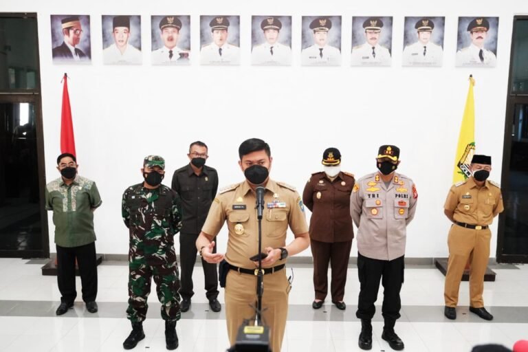 Kembali Diperpanjang, PPKM Gowa Turun ke Level Dua, Warga Diimbau Tetap Patuhi Prokes 4 Gowa Berlakukan PPKM Level Tiga, Mulai 26 Juli hingga 2 Agustus 2021