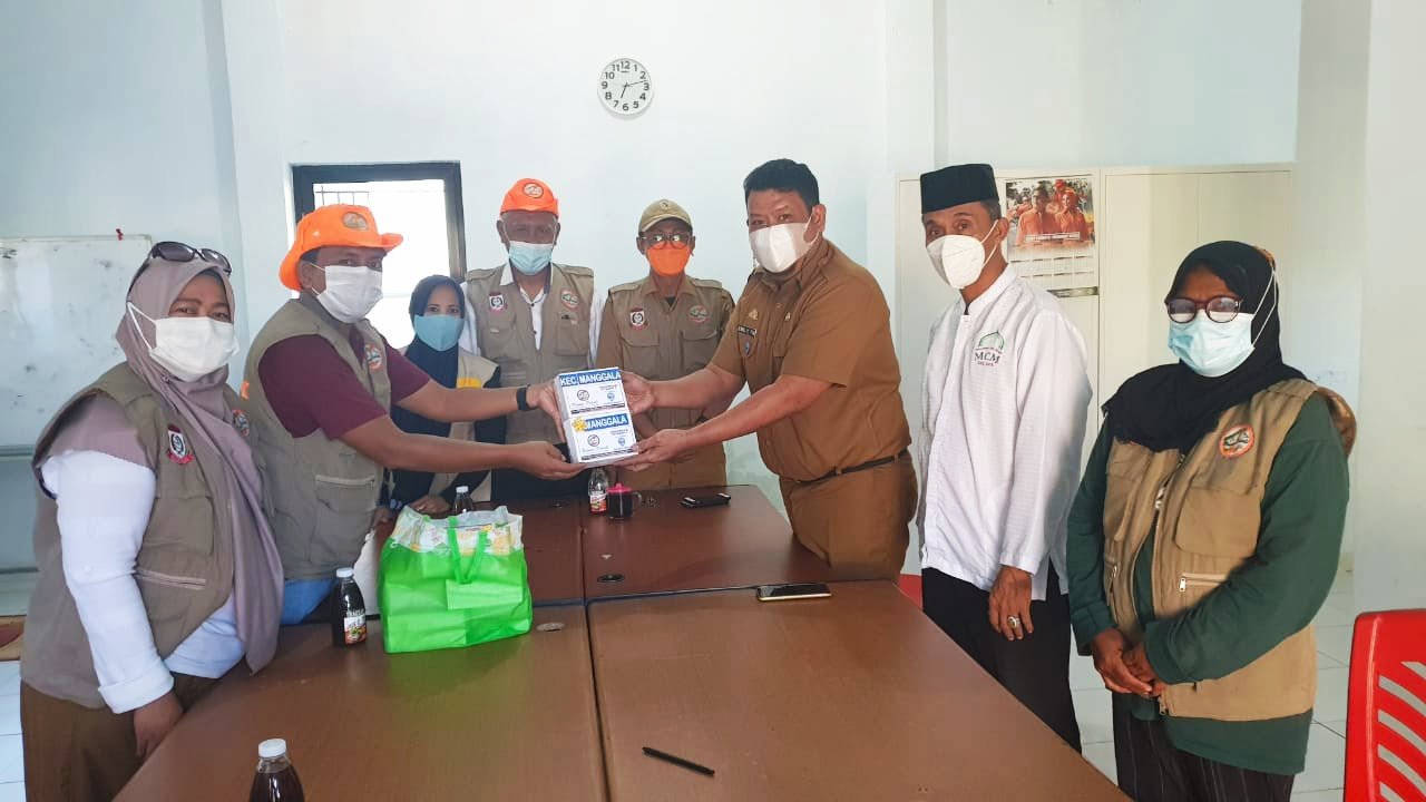 "Birma Peduli" Serahkan Bantuan Vitamin untuk Korlap-Korlu Makassar Recover Se Kecamatan Manggala