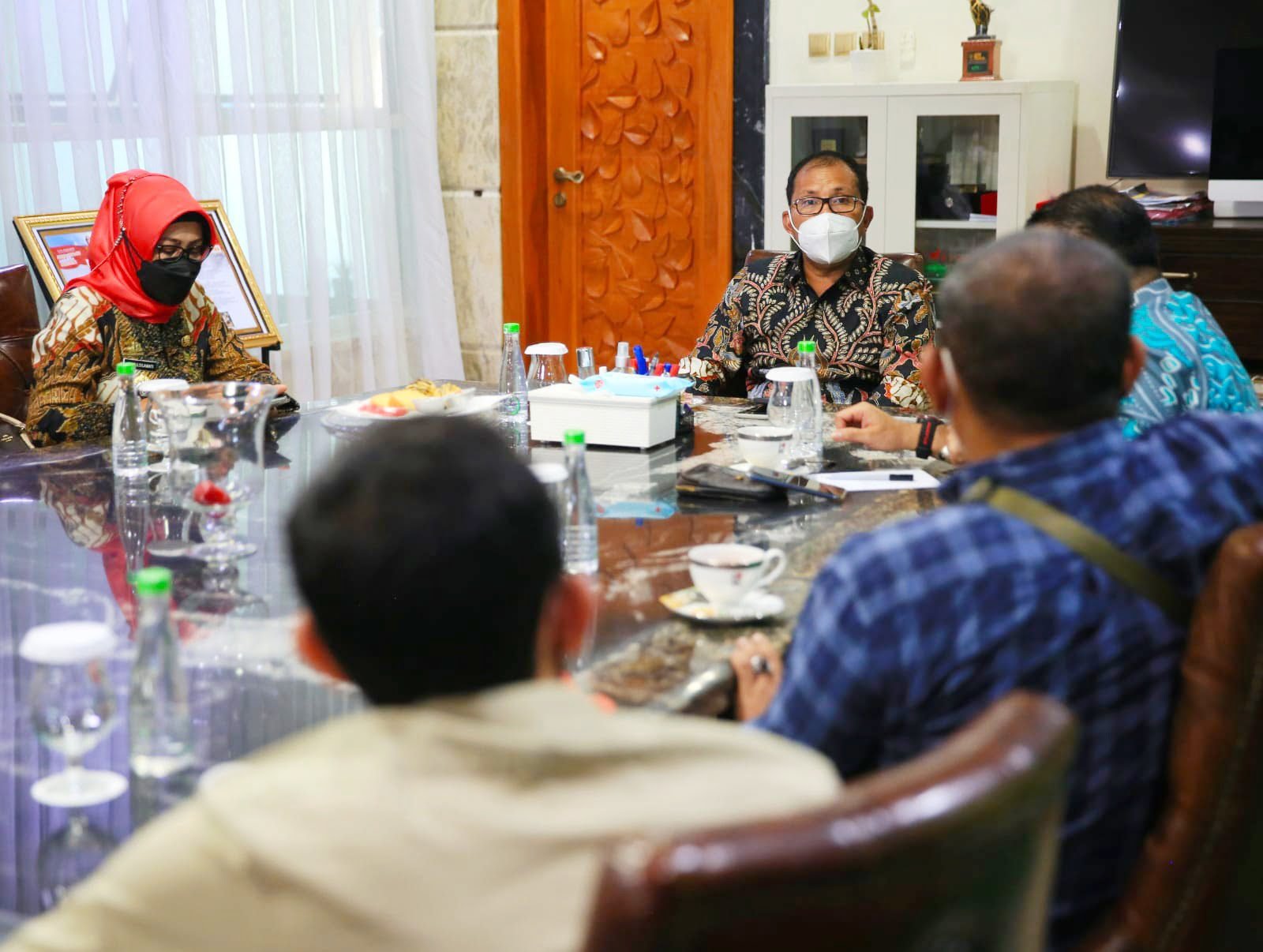 Perkuat UMKM, Danny Ajak Pelaku Usaha Warung Kopi Pasar Segar Bangun Jejaring Sosial Network