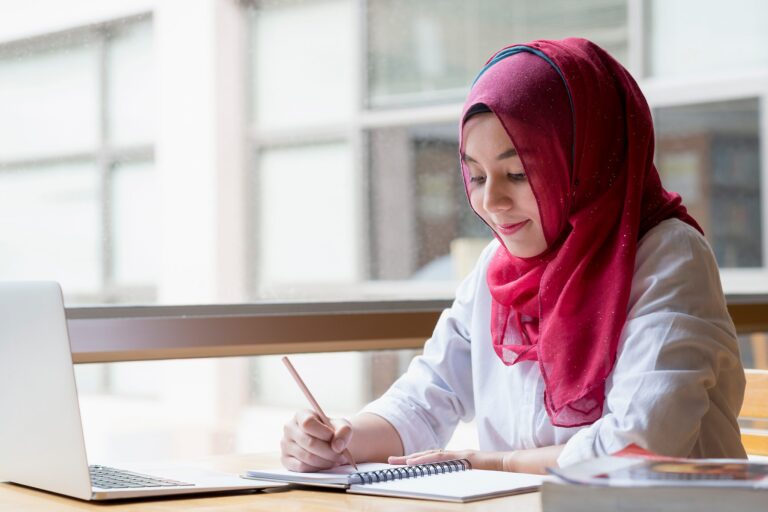 7 dari 10 Pengguna Zenius Lolos UTBK Tahun Ini 9 7 dari 10 Pengguna Zenius Lolos UTBK Tahun Ini