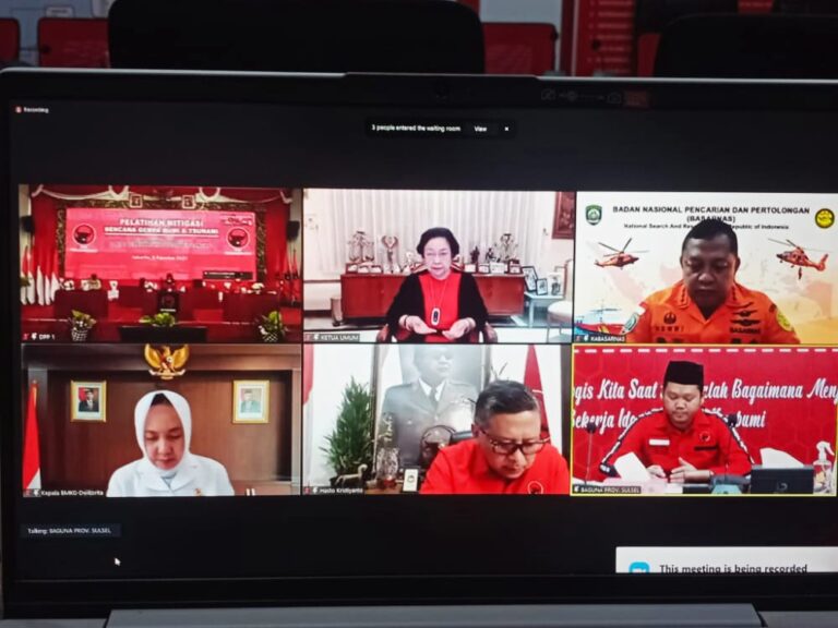 DPP PDIP Launching Sistem Peringatan Dini Bencana, Dokter Fadli Ananda: Terintegrasi hingga ke Sulsel 3 DPP PDIP Launching Sistem Peringatan Dini Bencana, Dokter Fadli Ananda: Terintegrasi Hingga ke Sulsel