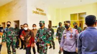 Didampingi Plt Gubernur, Panglima TNI dan Kapolri Tinjau FIT Asrama Haji
