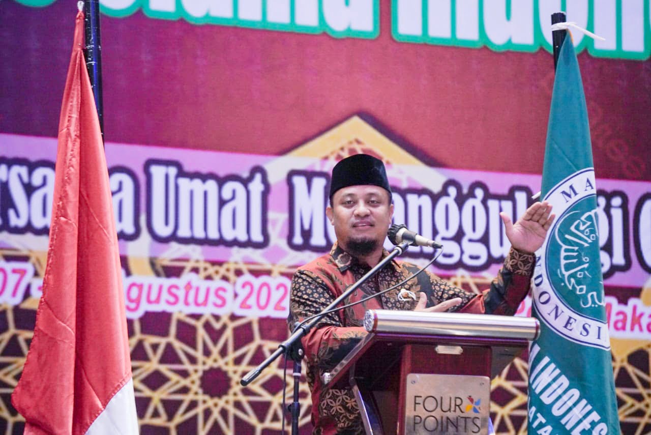 Buka Musda MUI, Plt Gubernur Sulsel Minta Dukungan Pemuka Agama dalam Syiar Vaksinasi & Pentingnya Prokes 2 Buka Musda MUI, Plt Gubernur Sulsel Minta Dukungan Pemuka Agama dalam Syiar Vaksinasi & Pentingnya Prokes