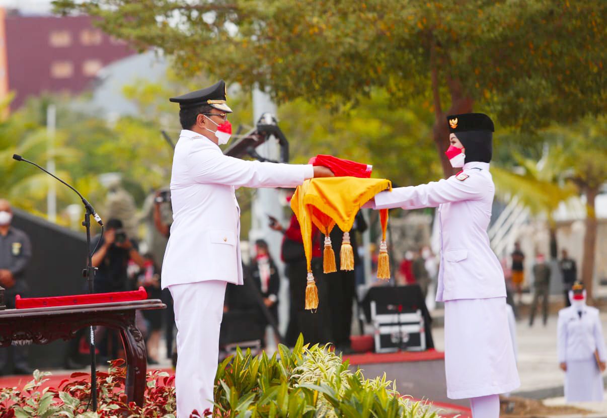 Semarak 17 Agustus, Wali Kota Makassar Gelorakan Semangat Lawan Covid-19
