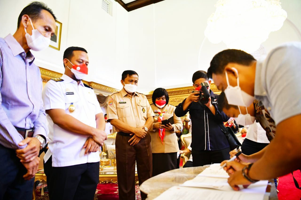 Luar biasa, Atas Arahan Plt Gubernur Sulsel, Perseroda MOU dengan dua Investor senilai Rp2,5 Triliun