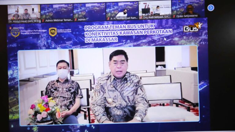 Didampingi Kadishub, Sekprov Sulsel Dukung Program Teman Bus