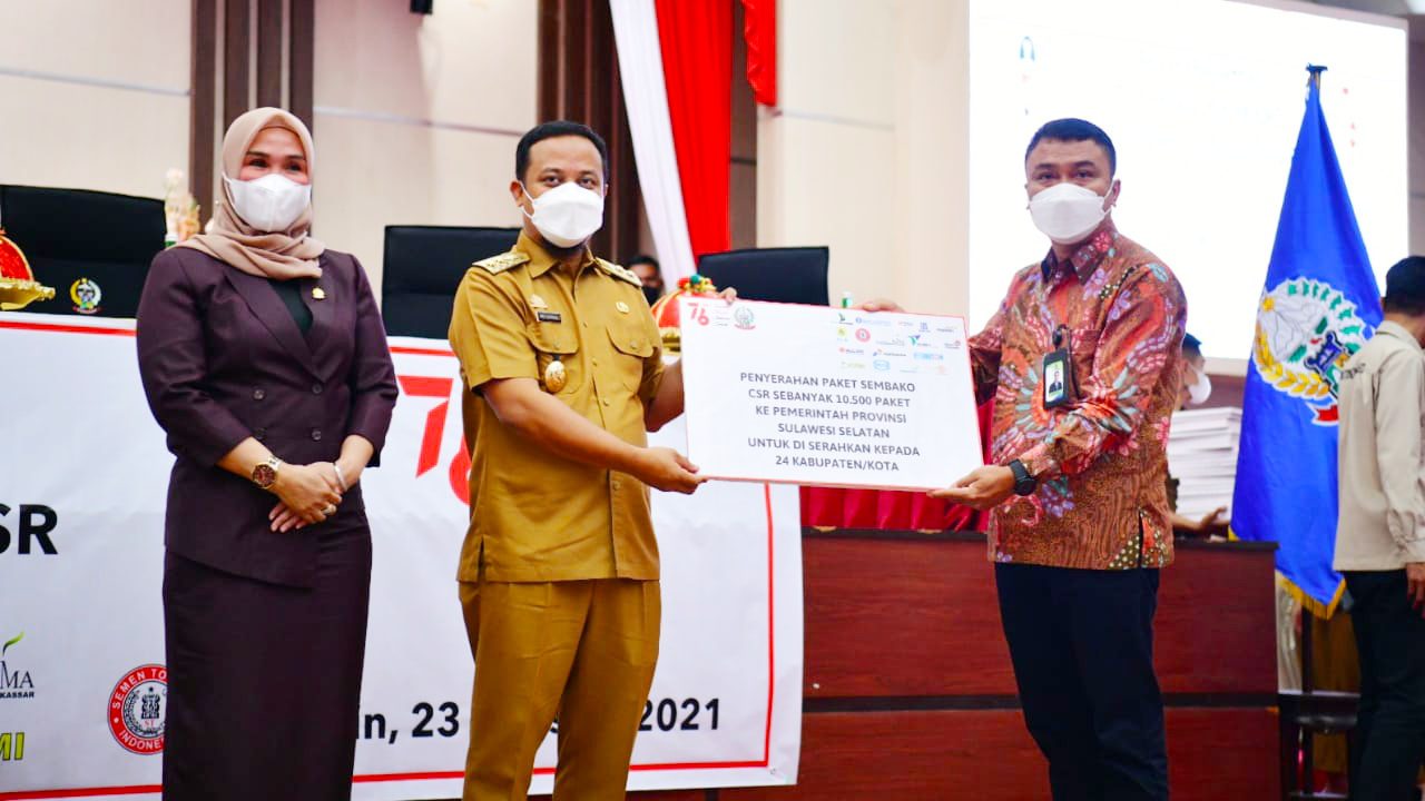 Pemkab Gowa Terima 500 Paket Bantuan Sembako Bagi Warga Terdampak Covid-19 2 PLN Beri Bantuan 1.000 Paket Sembako bagi Warga Terdampak Covid-19 di Sulsel