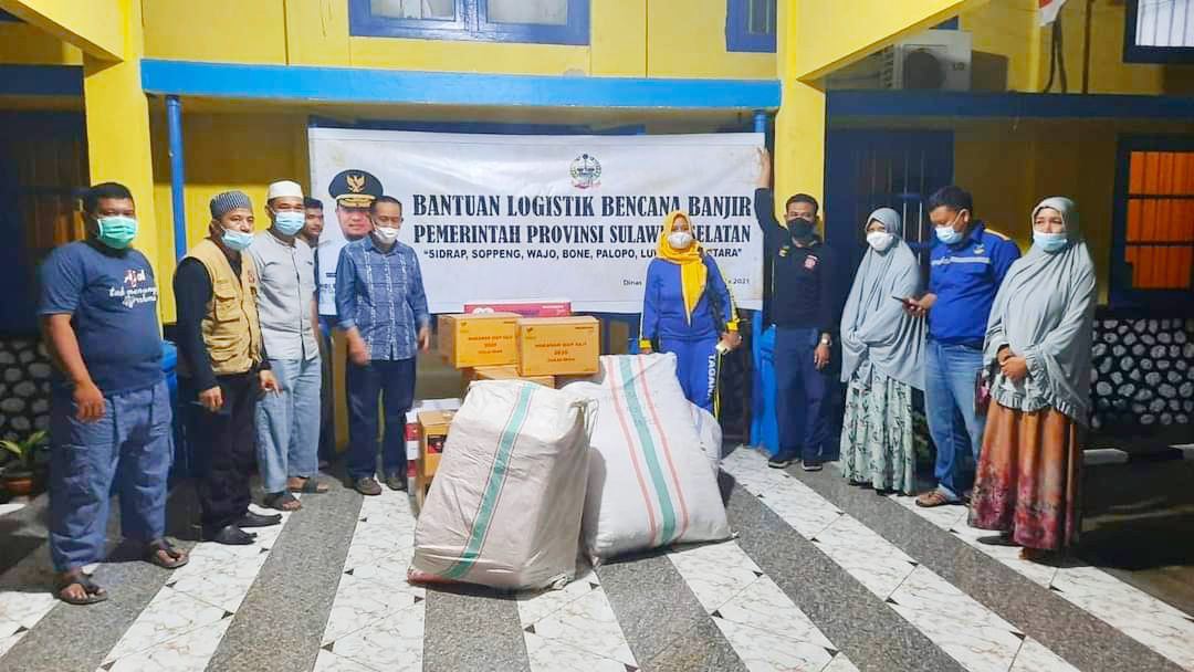 Pemprov Sulsel Gerak Cepat Saluran Bantuan di 7 Daerah Bencana Banjir