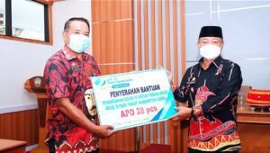 Pemkab Gowa Terima Bantuan Penanganan Covid-19 dari BPJS Ketenagakerjaan