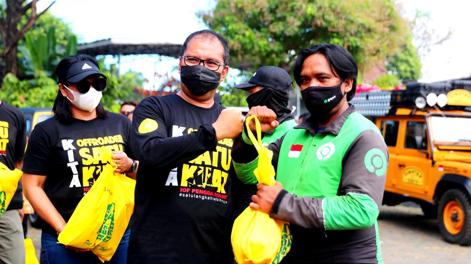 Hadiri Vaksin Massal yang Digelar IOF Sulsel, Danny: Ayo Sukseskan Bersama