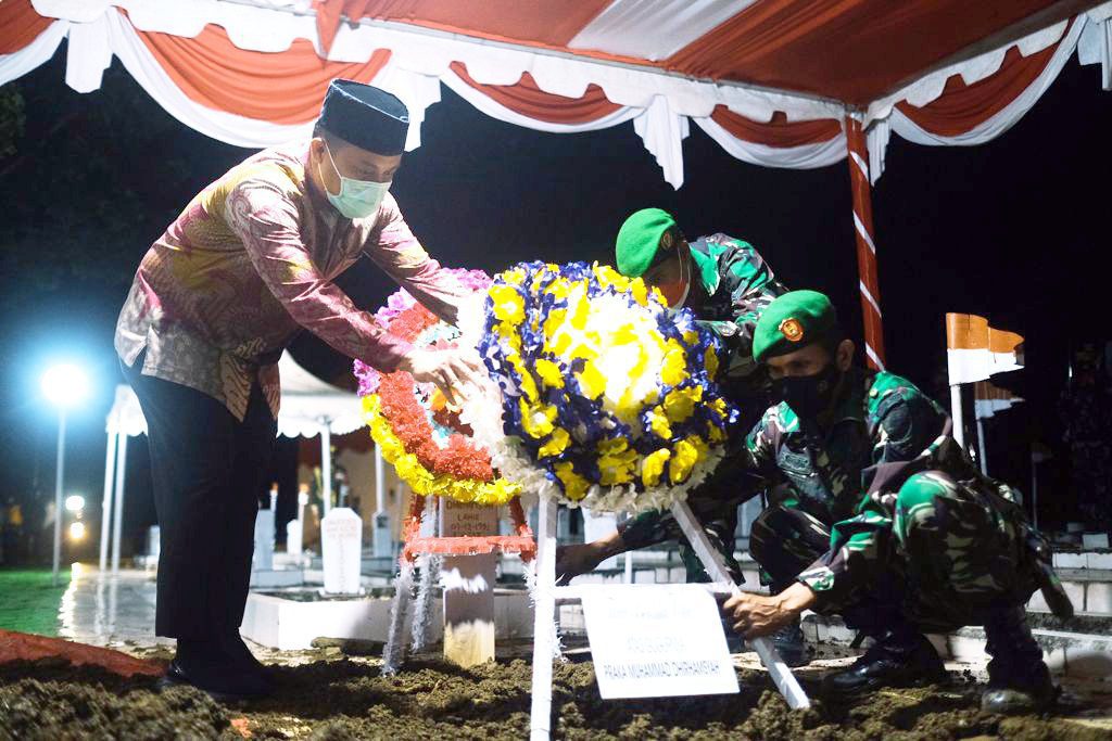 Gubernur Sulsel Sampaikan Duka Gugurnya Dua Prajurit TNI Atas Penyerangan KKB