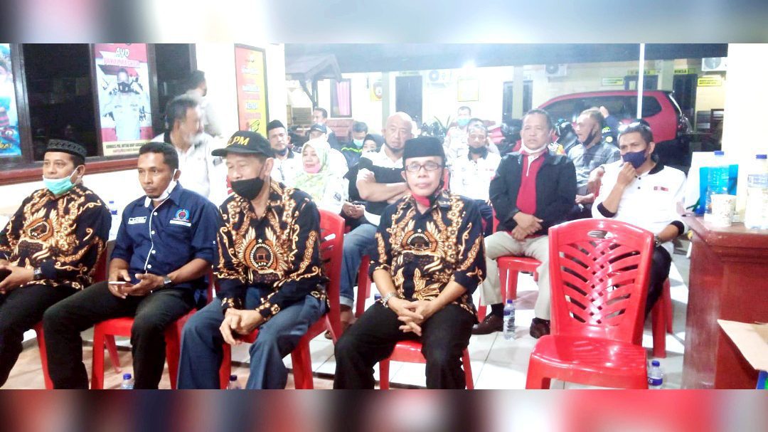Kapolsek Manggala Ajak Ketua LPM Kelurahan Satu Frekwensi