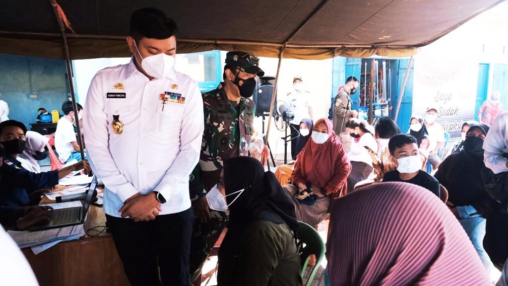 Genjot Capaian Vaksinasi, Pemkab Gowa & Kodim 1409 Gowa Sasar Pedagang Pasar