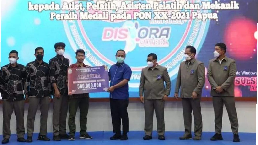 Andi Sudirman Serahkan Bonus PON Papua, Atlet Sebut Pemerintah Penuhi Janji