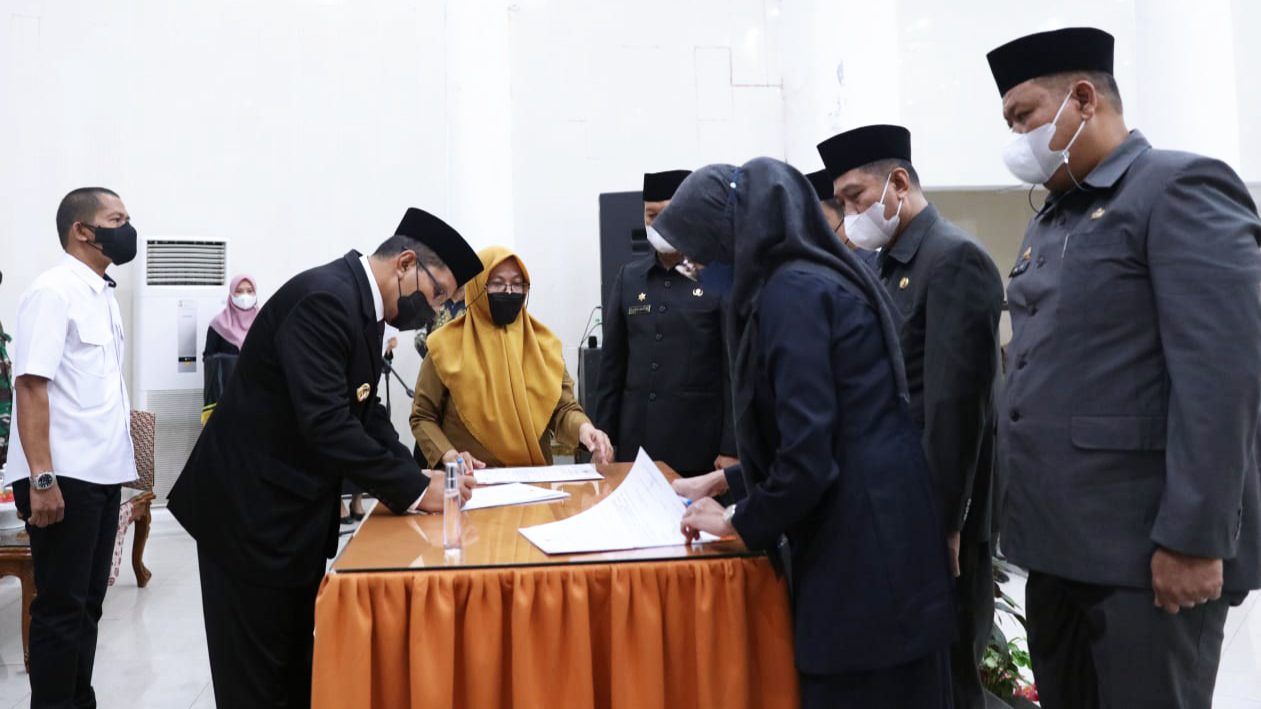 Danny Pomanto Mandatkan Tugas Pertama, Minta Sekcam Perhatikan Kebersihan Makassar