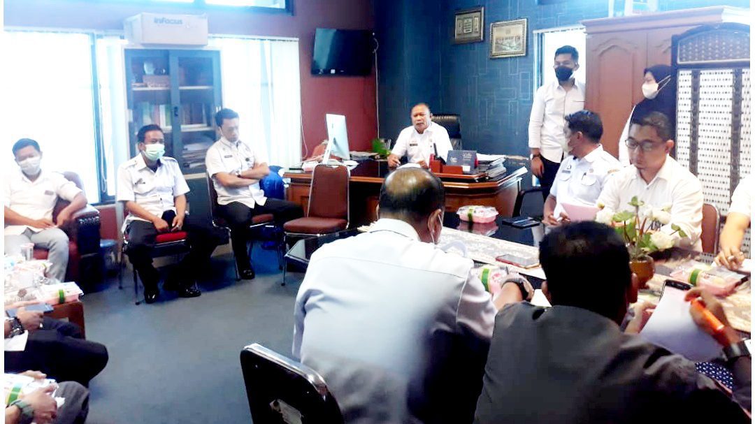 Kadis Pertanahan Makassar Duga Kuat Ada Pemalsuan Surat di Lahan BG 2 Kadis Pertanahan Makassar Duga Kuat Ada Pemalsuan Surat di Lahan BG