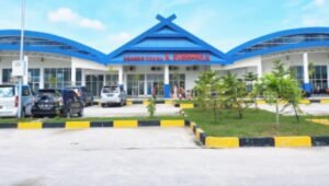 Perluasan Bandara Aroeppala Diusulkan Masuk PSN untuk mendukung KEK