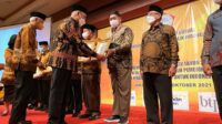 Sekprov Sulsel Raih Penghargaan PWRI untuk kelima kalinya