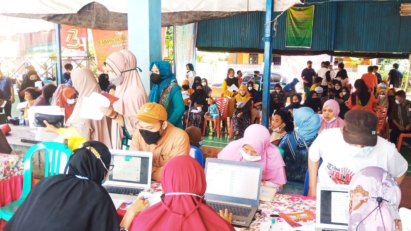814 Orang Warga Ikuti Vaksinasi 100.1.100 Kelurahan Biring Romang