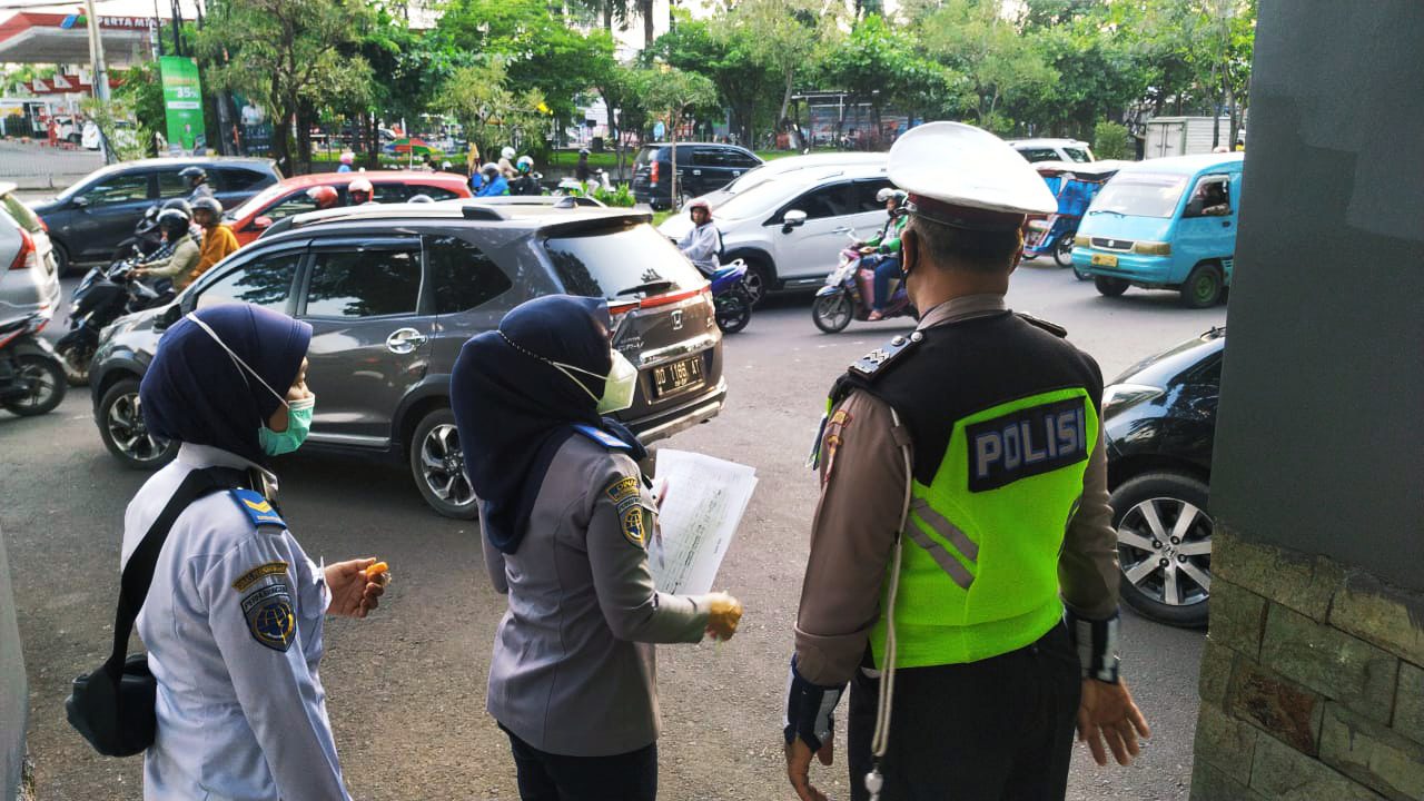 Cegah Kemacetan, Dishub-Satpol PP Kaji Efektifitas Keluar Masuk Kendaraan di Kantor Gubernur