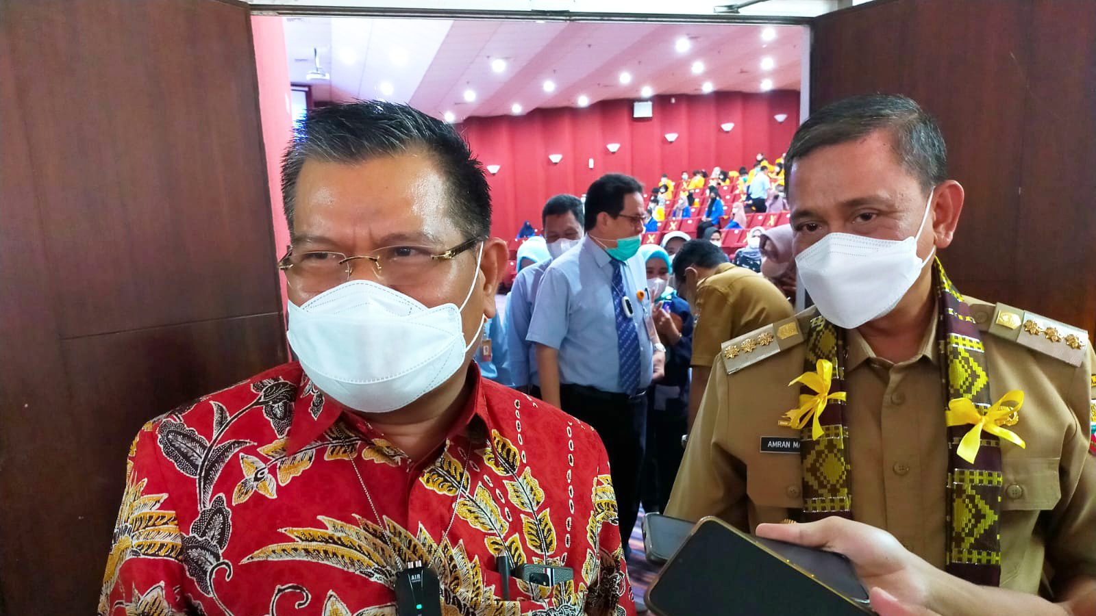 Rektor UNM Husain Syam