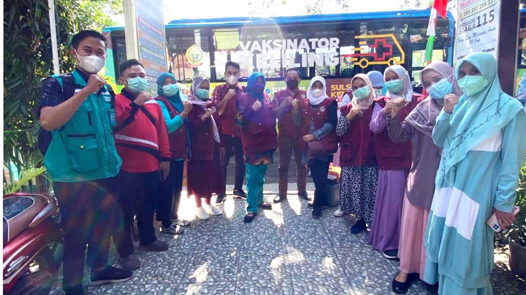 Mobile Vaccinator Sasar Warga Jeneponto, Plt Gubernur Sulsel Ajak Sosialisasikan Pentingnya Vaksinasi