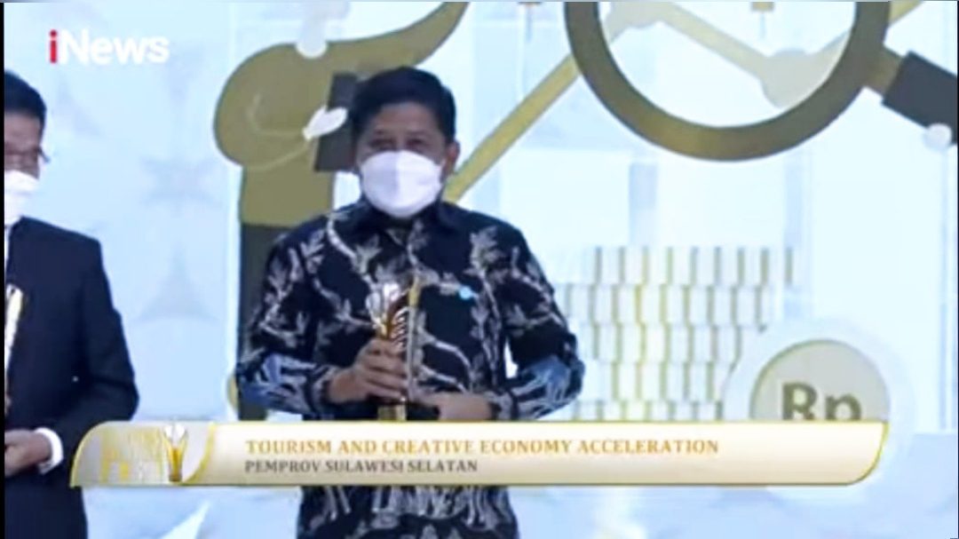 Pemprov Sulsel Raih Penghargaan Daerah Terbaik Kategori Economic Recovery pada Indonesia Award 2021