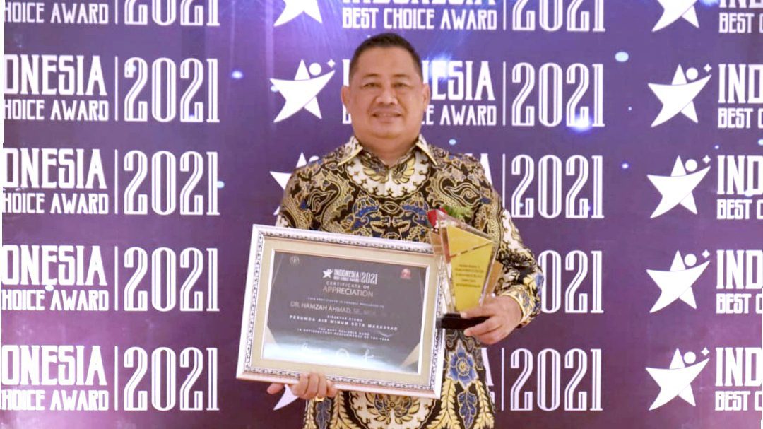 Lagi, Dirut Perumda Air Minum Kota Makassar Menerima Penghargaan