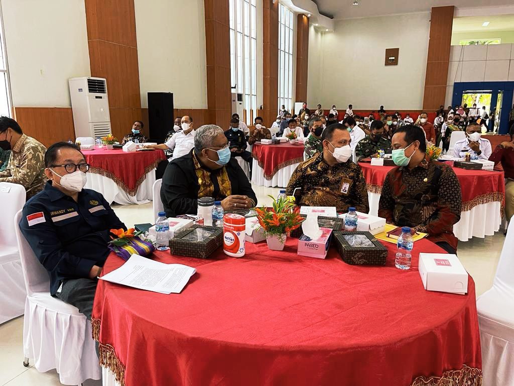 Plt Gubernur Sulsel Hadiri Seminar Nasional KPK di Sultra Tentang Perizinan Tambang
