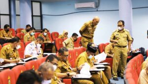 Tinjau Uji Kompetensi Seleksi Terbuka Pemkot Makassar, Danny Minta Peserta Fokus