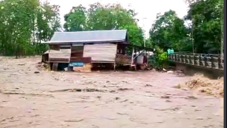 Banjir Bandang Menerjang Soppeng